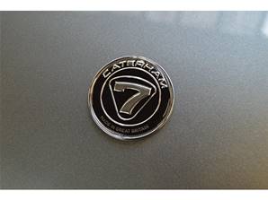 Badge de nez noir pour Caterham Seven